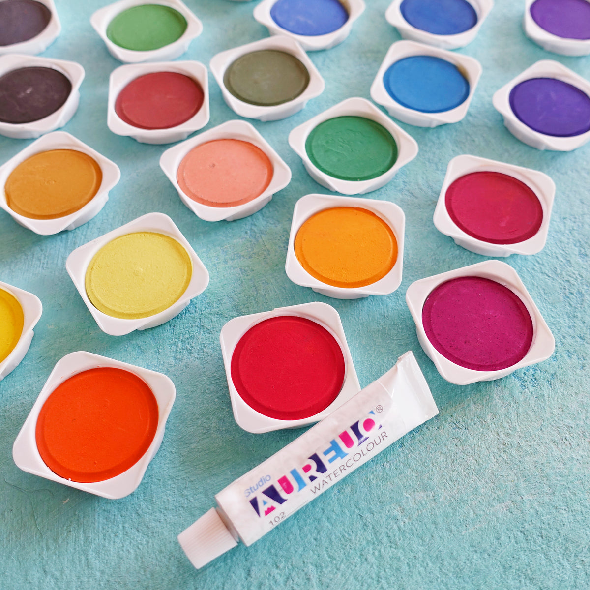Phoenix Studio | Watercolour Pan Set | 24 Colours